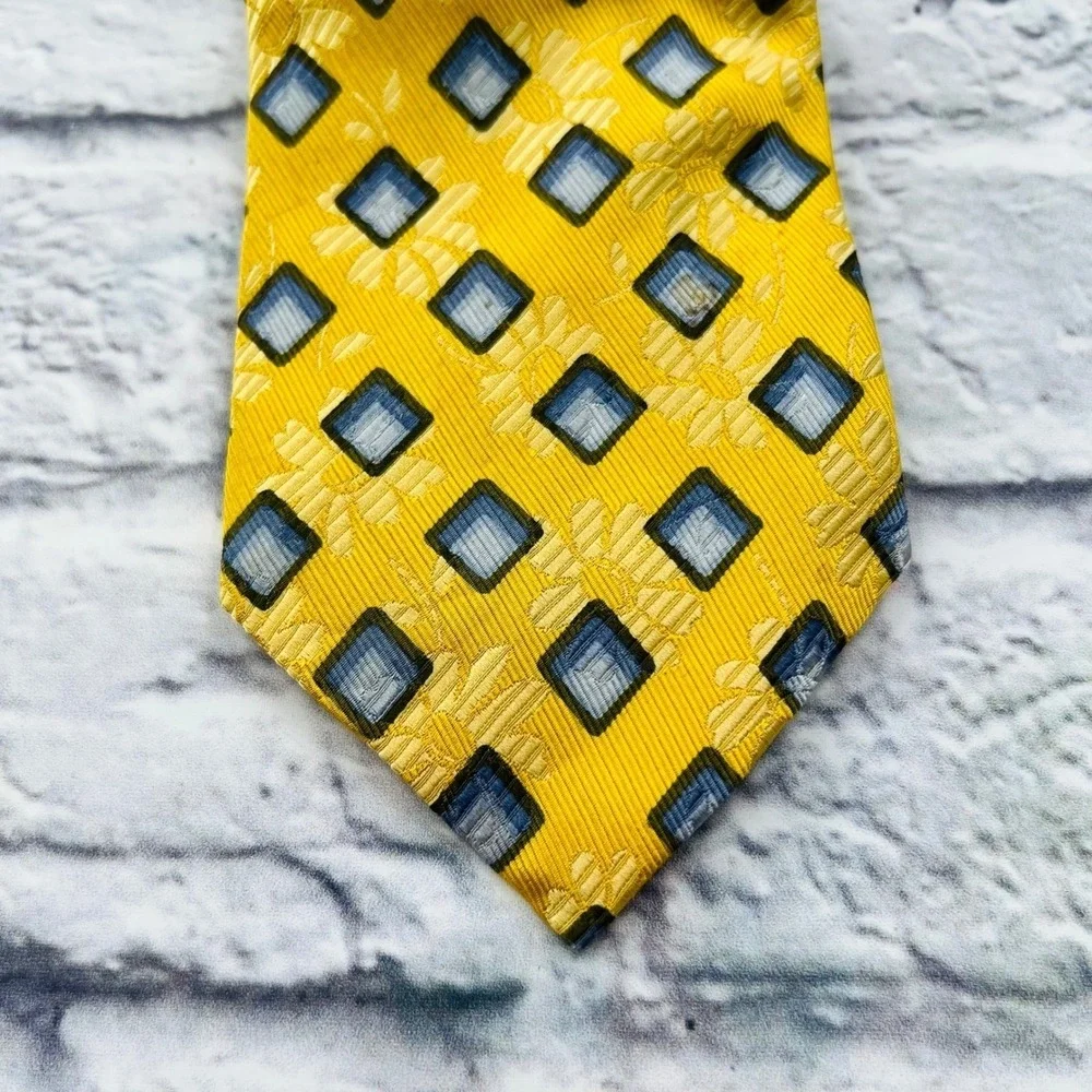 Ermenegildo Zegna Silk Necktie Yellow Blue Diamond Pattern Mens Luxury Business
